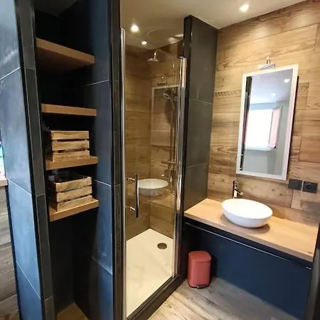 Maison De Pres De La Digue Et Dunkierka