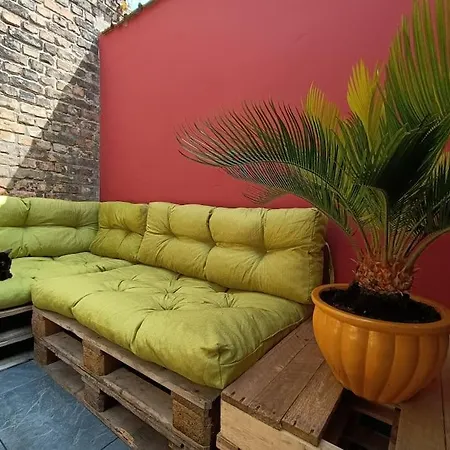 Semesterbostad Maison De Pres De La Digue Et