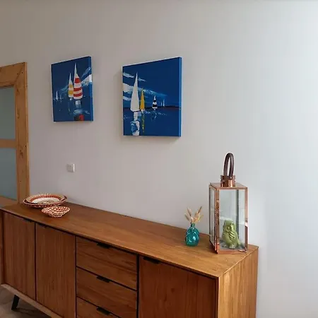 Maison De Pres De La Digue Et *