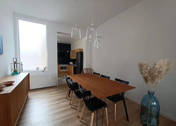 Maison De Près De La Digue Et Dunkirk