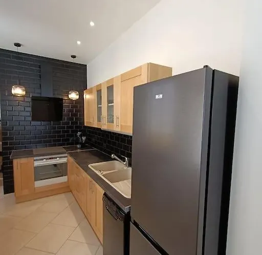 Maison De Près De La Digue Et