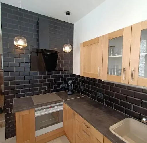 Maison De Près De La Digue Et *